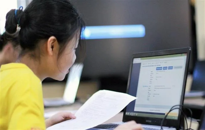 Từ ngày 16-7 đến 17 giờ ngày 28-7, thí sinh đăng ký, điều chỉnh, bổ sung nguyện vọng xét tuyển không giới hạn số lần