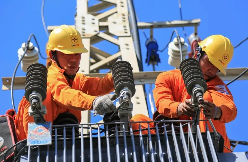 Thủ tướng yêu cầu không để thiếu điện trong bất cứ trường hợp nào