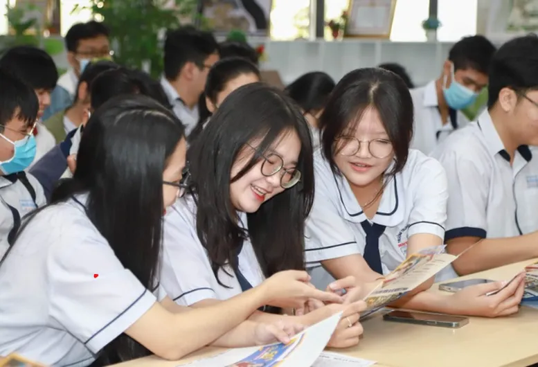 Thí sinh sẽ gặp khó khi các trường đại học bỏ xét tuyển khối C00 sát kỳ thi