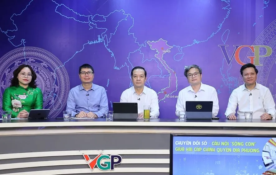Các khách mời tham dự Tọa đàm