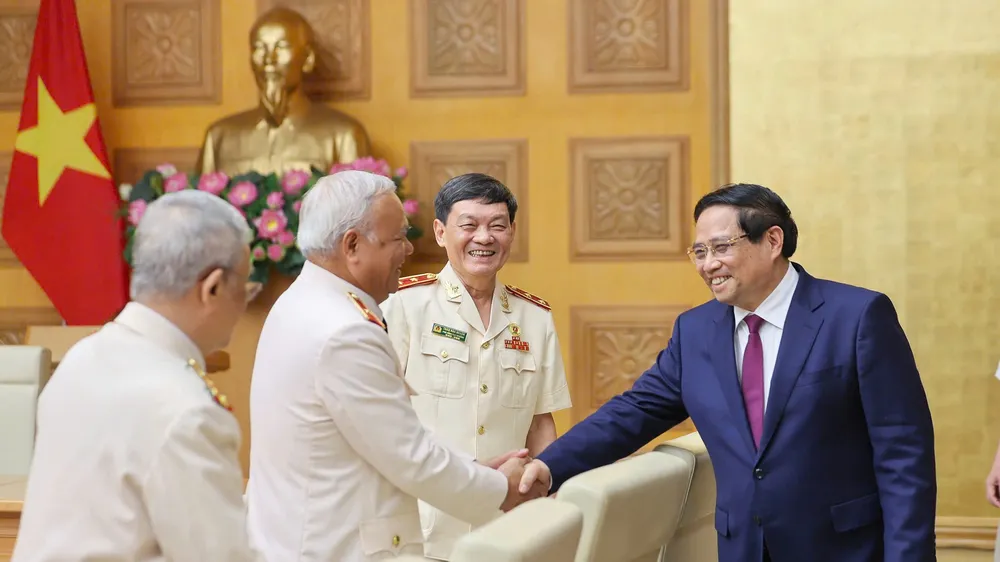 Thủ tướng Phạm Minh Chính gặp mặt, tri ân Ban Liên lạc công an chi viện chiến trường miền Nam. Ảnh: VIẾT CHUNG