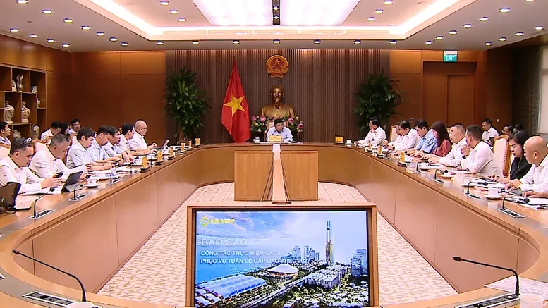 Phó Thủ tướng Nguyễn Chí Dũng chủ trì họp về tình hình triển khai các dự án hạ tầng phục vụ Tuần lễ cấp cao APEC 2027