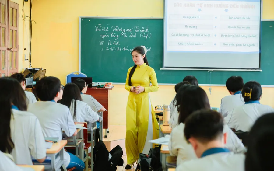 Bộ GD-ĐT đề nghị hoàn thành dứt điểm việc sắp xếp các cơ sở giáo dục trước ngày 31-12-2025