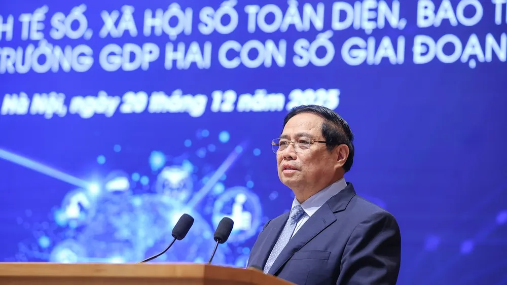 Thủ tướng Phạm Minh Chính phát biểu khai mạc Diễn đàn quốc gia phát triển kinh tế số và xã hội số. Ảnh: VIẾT CHUNG