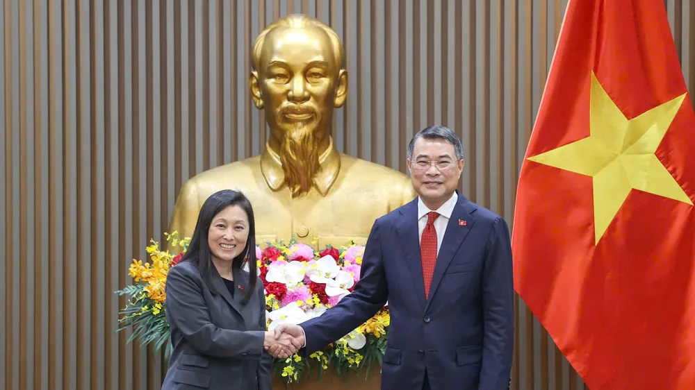 Thủ tướng Lê Minh Hưng tiếp Đại sứ Hoa Kỳ tại Việt Nam Jennifer Wicks, chiều 13-7. Ảnh: VIẾT CHUNG