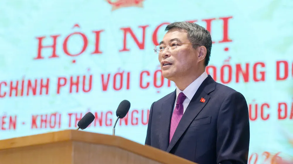 Thủ tướng Lê Minh Hưng kết luận hội nghị Thường trực Chính phủ với cộng đồng doanh nghiệp. Ảnh: VIẾT CHUNG