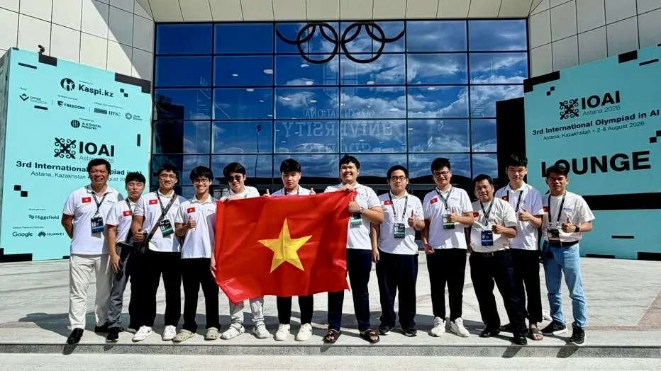 Các thí sinh Việt Nam dự thi Olympic Trí tuệ nhân tạo quốc tế. Ảnh: MOET