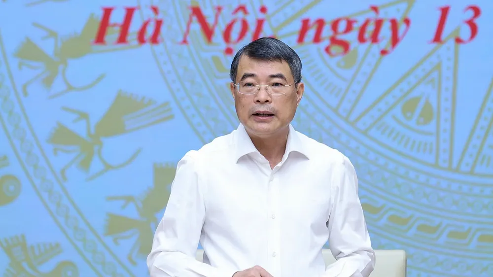 Thủ tướng Lê Minh Hưng phát biểu tại buổi làm việc với NHNN và các tổ chức tín dụng. Ảnh: VIẾT CHUNG