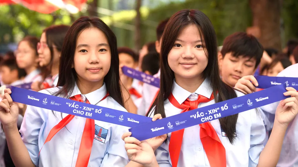 Các em học sinh tham gia diễn đàn “Điều em muốn nói 2026” với chủ đề “Vaccine số cho em”. Ảnh: DƯƠNG TRIỀU