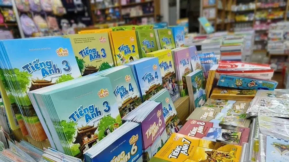Thủ tướng chỉ đạo huy động tất cả nguồn lực, in ấn, cung ứng đủ sách giáo khoa.