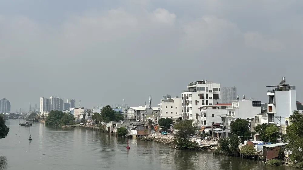 Khu bờ Bắc kênh Đôi, phường Chánh Hưng và Phú Định, TPHCM. Ảnh: TH
