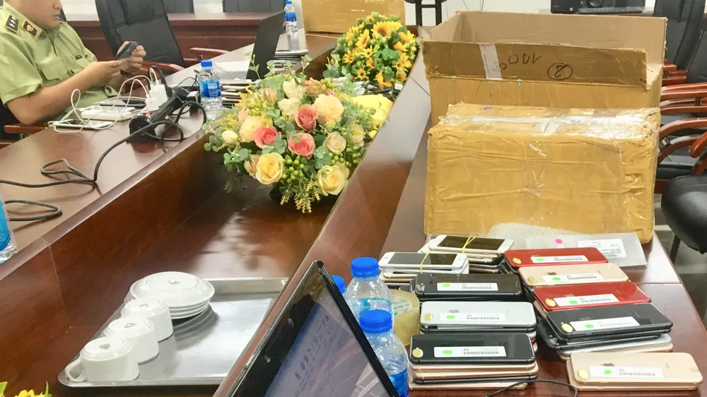 Số iphone bị tạm giữ, chờ xử lý