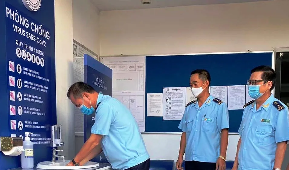 Vụ mở tờ khai lúc nửa đêm, Tổng cục Hải quan khẳng định làm đúng quy trình