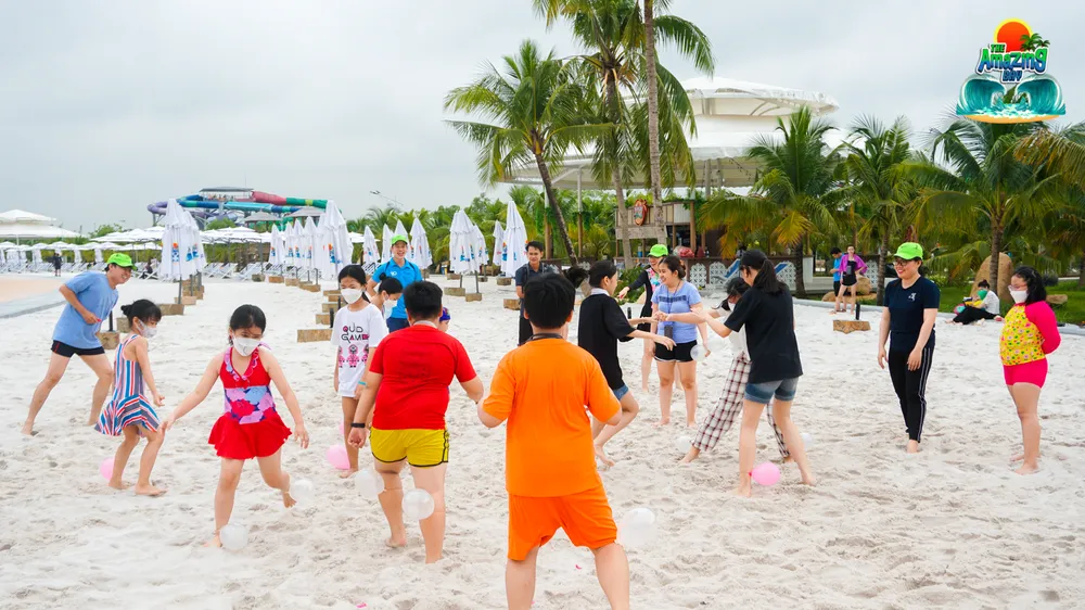Khách du lịch tăng mạnh, tour Lễ 2-9 sắp đầy