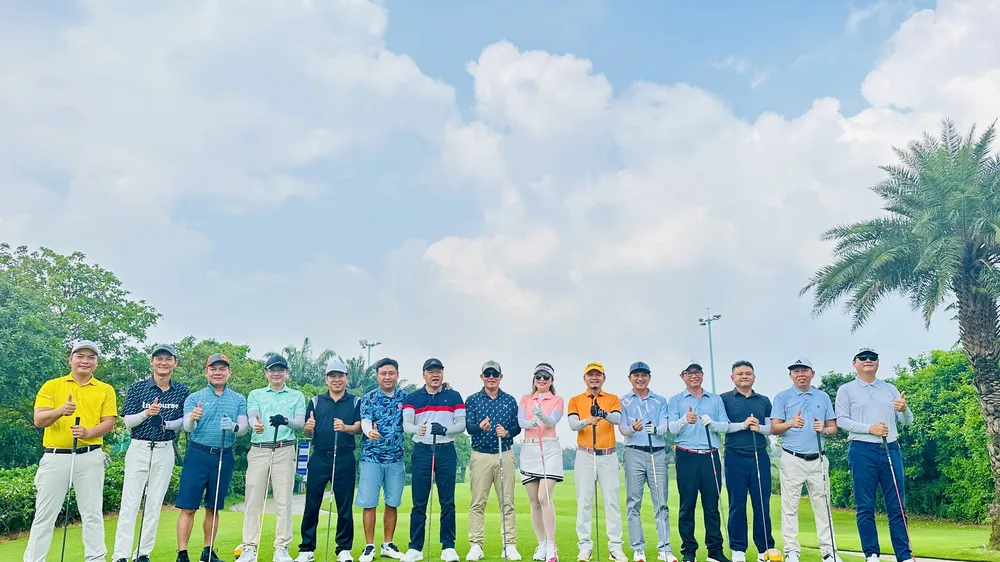 Khách chơi golf tại TPHCM 