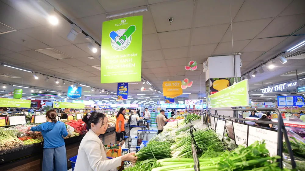 Sản phẩm tick xanh bày bán tại siêu thị trên địa bàn TPHCM 