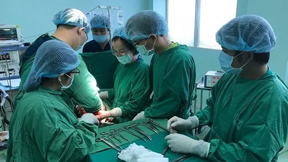 Thu nhập tăng thêm ở đơn vị tự chủ hấp dẫn hơn áp dụng chính sách đặc thù