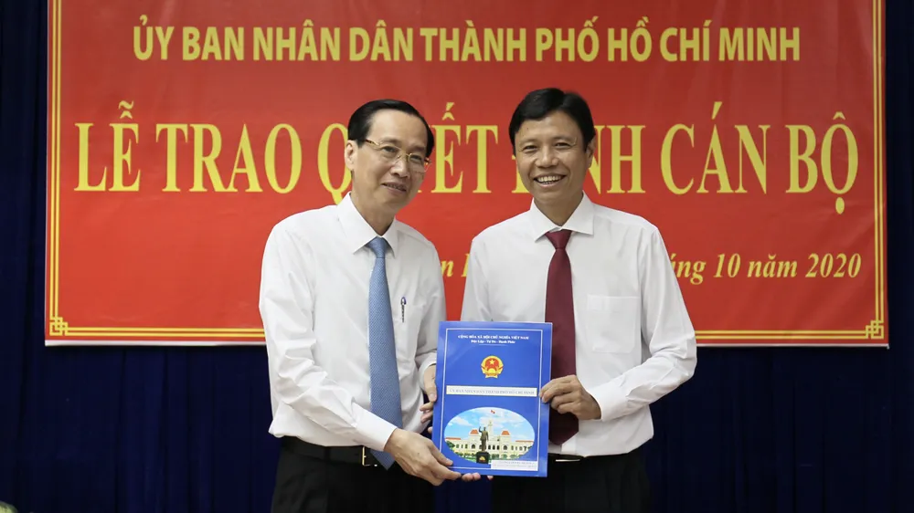 Ông Nguyễn Bá Thành làm Chủ tịch UBND quận Tân Bình