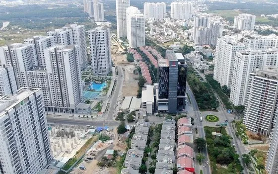 TPHCM lên lộ trình chuyển 5 huyện thành quận hoặc thành phố 