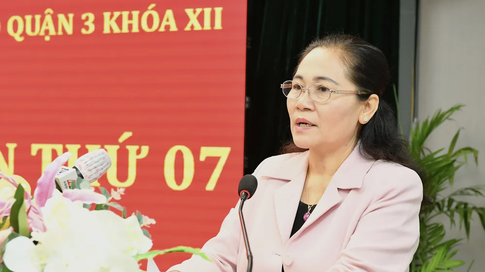 Quận 3 tiếp tục quan tâm giải quyết tốt công tác cán bộ khi thực hiện mô hình chính quyền đô thị
