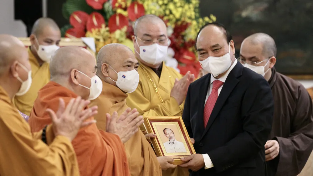 Chủ tịch nước Nguyễn Xuân Phúc tiếp Đoàn đại biểu Giáo hội Phật giáo Việt Nam