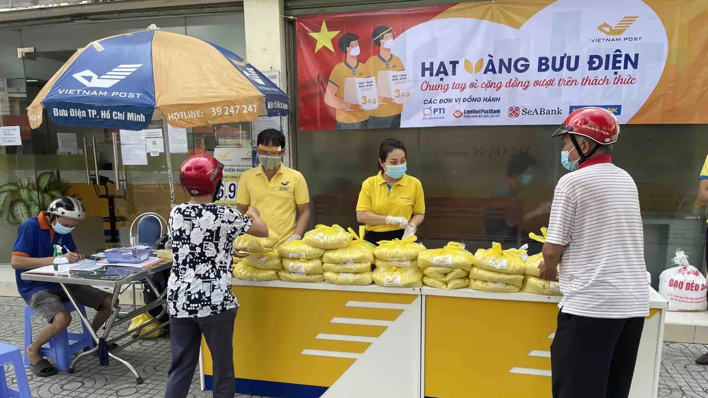 TPHCM kiến nghị Chính phủ hỗ trợ khẩn 28.000 tỷ đồng và 142.200 tấn gạo