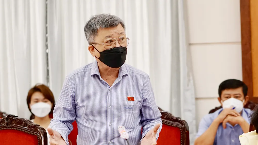 Đại biểu Quốc hội: Tại sao tiền đổ vào bất động sản nhiều mà không đổ vào cao tốc Bắc – Nam?