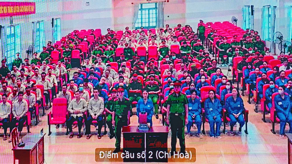 'Cô tiên từ thiện' Trúc Phương khai dùng ma túy vì buồn chuyện tình cảm