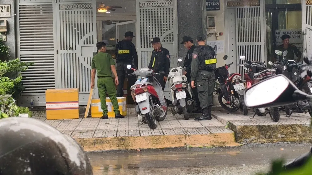 Khởi tố 5 vụ án, bắt 21 người làm giả kết quả quan trắc 