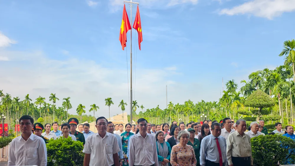 Xã Bà Điểm họp mặt kỷ niệm 81 năm thành lập Lực lượng Giải phóng quân liên quận