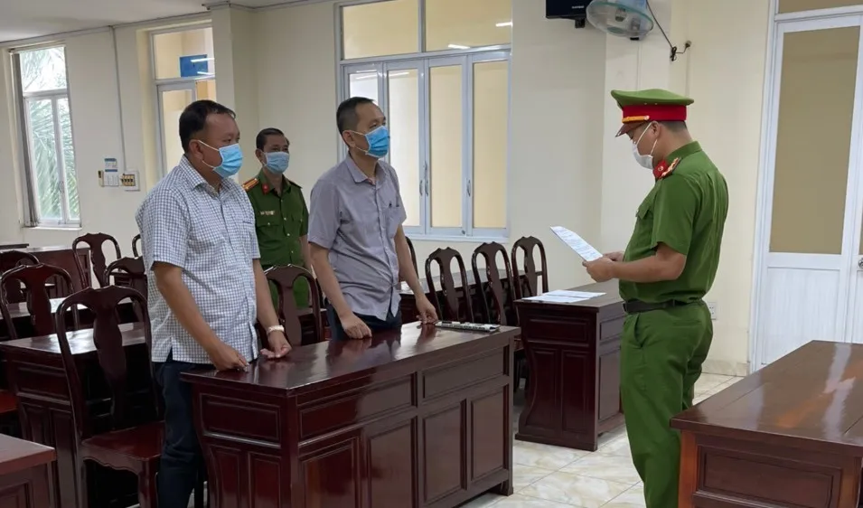 Công an công bố quyết định khởi tố bị can