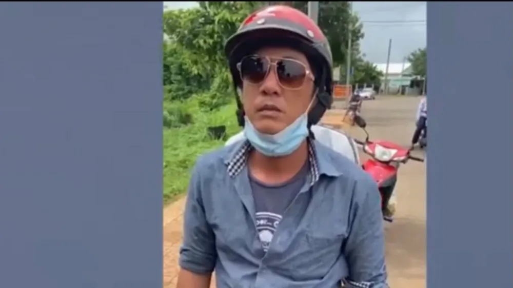 Bắt giam kẻ chống đối lực lượng chức năng tại chốt kiểm soát dịch Covid-19