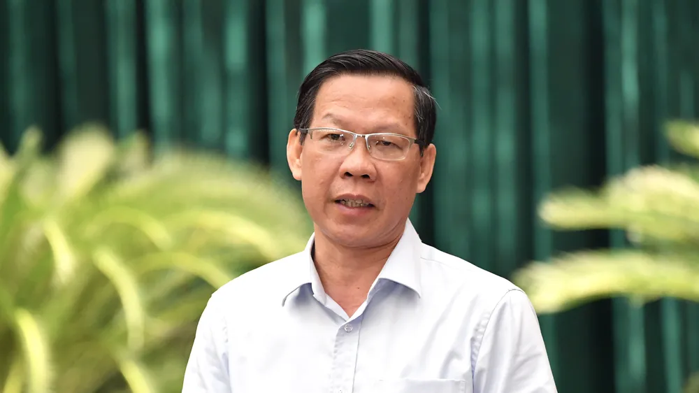 Chủ tịch UBND TPHCM Phan Văn Mãi phát biểu tại buổi họp mặt. Ảnh: VIỆT DŨNG