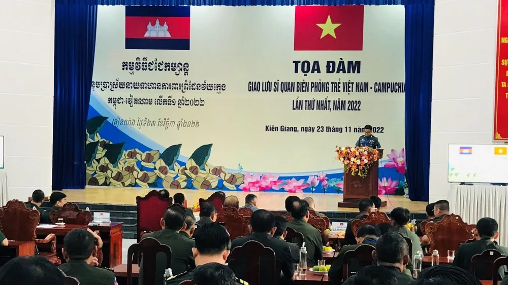 Quang cảnh buổi giao lưu sĩ quan Biên phòng trẻ Việt Nam - Campuchia