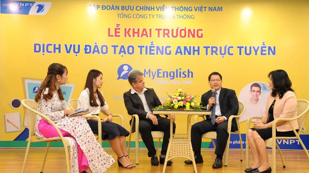 Học tiếng Anh trực tuyến với công nghệ thông minh nhận dạng giọng nói