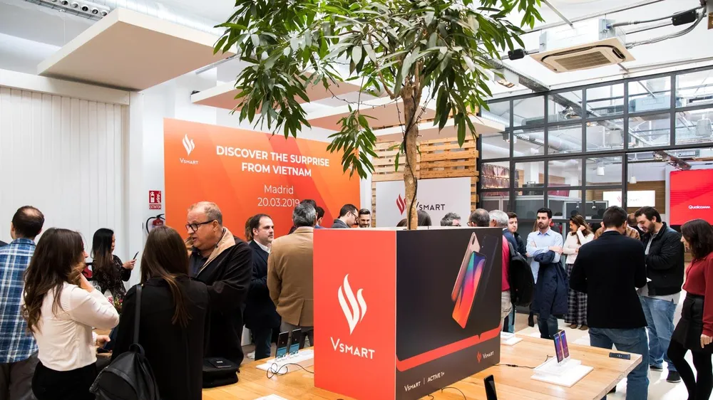 Vingroup mở bán điện thoại thông minh Vsmart ở châu Âu