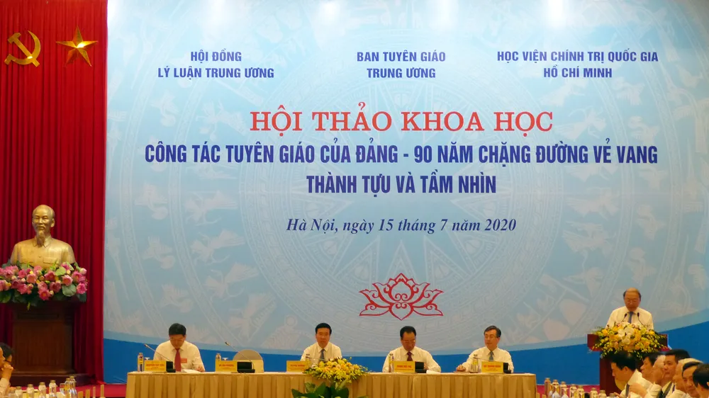 Quang cảnh hội thảo