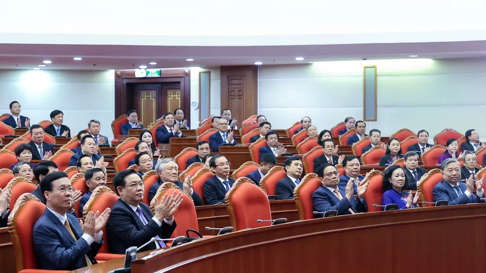 Thông báo Hội nghị giữa nhiệm kỳ Ban Chấp hành Trung ương Đảng khóa XIII