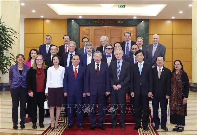 Tổng Bí thư Tô Lâm tiếp các nhà khoa học quốc tế dự lễ trao Giải thưởng VinFuture lần thứ 4