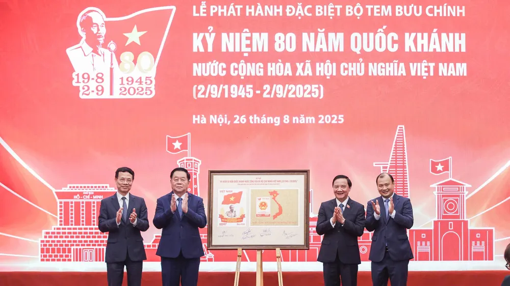 Phát hành đặc biệt bộ tem kỷ niệm 80 năm Quốc khánh 2-9