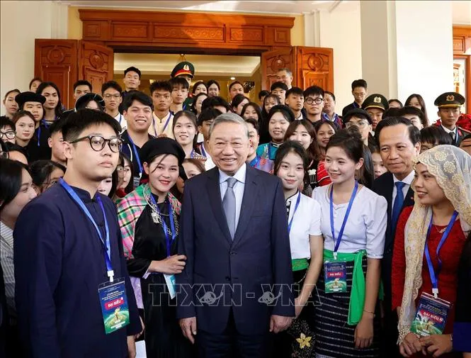 Chăm lo và phát huy tốt hơn nữa vai trò của thế hệ trẻ người dân tộc thiểu số