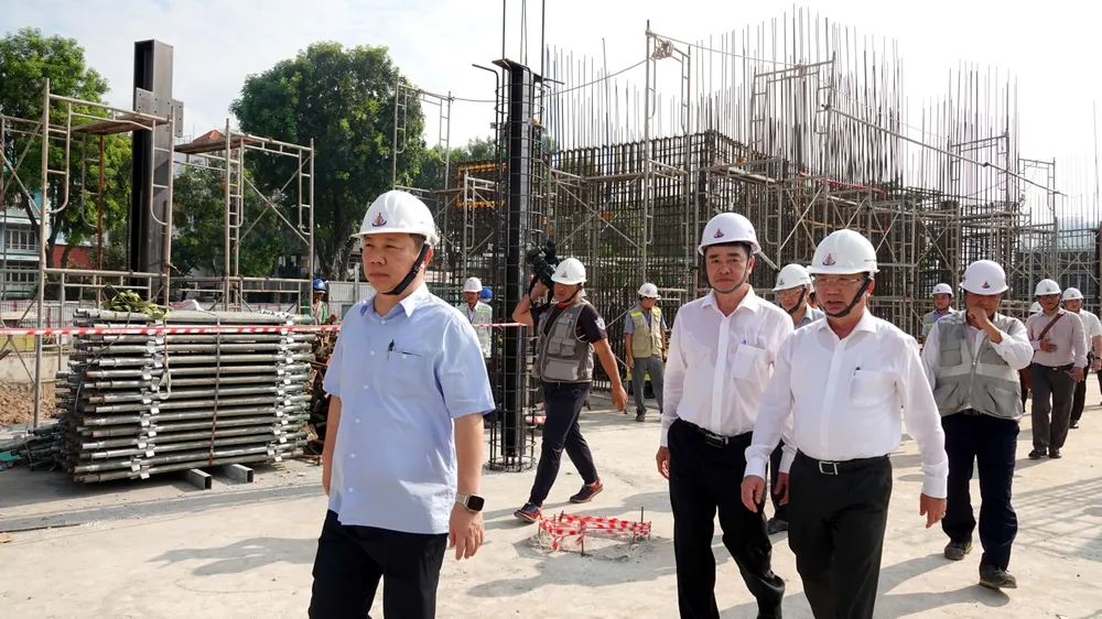Đẩy nhanh tiến độ thi công Rạp Xiếc và biểu diễn đa năng Phú Thọ