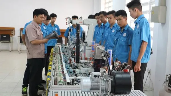 Đào tạo nghề, nâng cao chất lượng nhân lực: Cần phân luồng, định hướng sớm