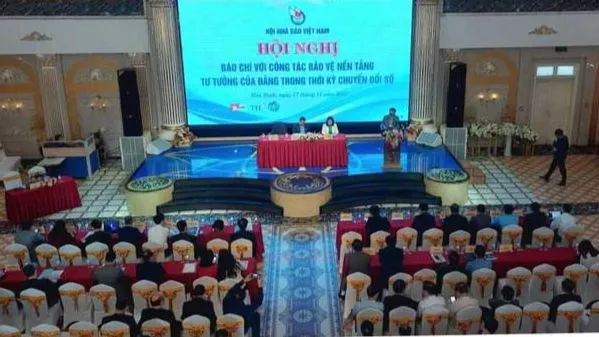 Báo chí với công tác bảo vệ nền tảng tư tưởng của Đảng trong thời kỳ chuyển đổi số