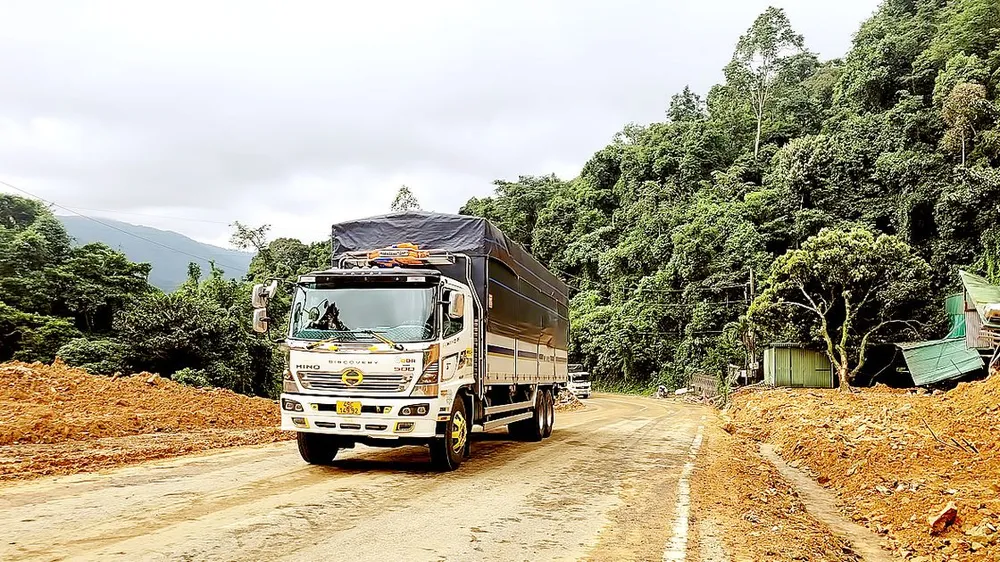 Nhiều vi phạm trên tuyến tránh TP Bảo Lộc