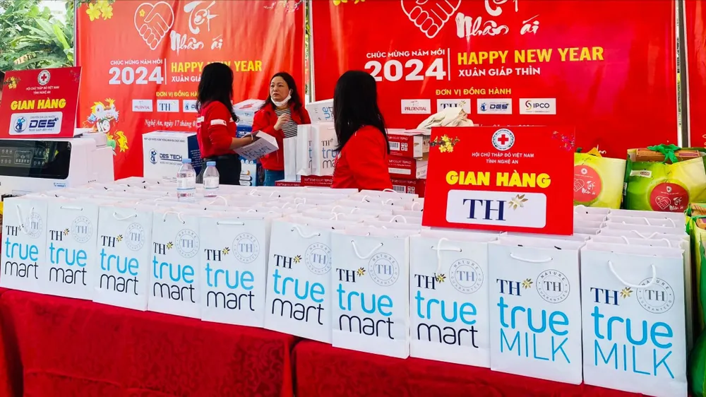 Tập đoàn TH chung tay mang “Tết nhân ái” tới đồng bào khó khăn