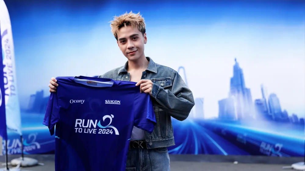 Quang Hùng MasterD hào hứng check-in Run To Live 2024