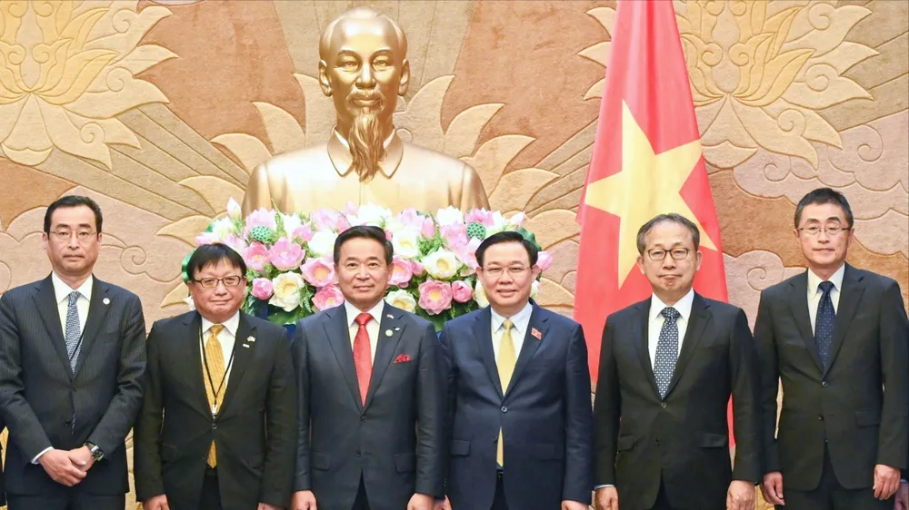 Chủ tịch Quốc hội tiếp Đoàn đại biểu Liên đoàn các tổ chức kinh tế Nhật Bản 