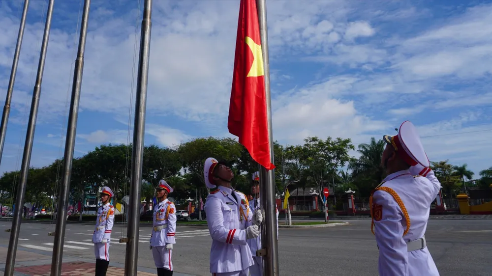 Nghi lễ thượng cờ của đội chủ nhà Việt Nam