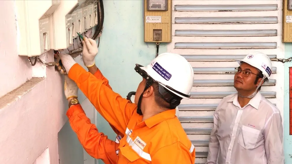 TPHCM tăng cường quản lý hệ thống điện sau công tơ